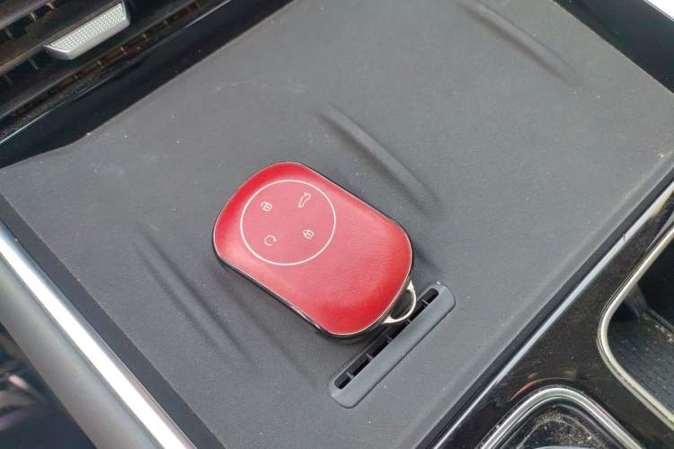 Used Chery Fengyun T9 2024 120 Long-Range Comfort Version 7-Seater Lithium-Ion Battery Interior 1