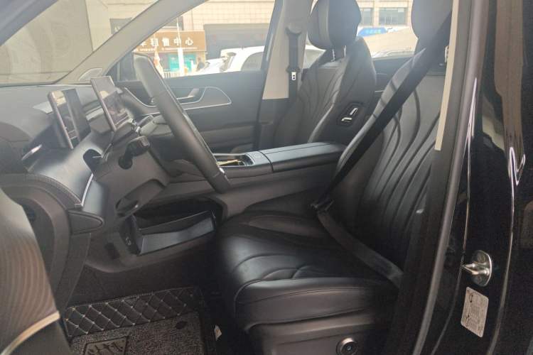 Used Chery Fengyun T9 2024 120 Long-Range Flagship Version 7 Seats Ternary Lithium Left Front Seat