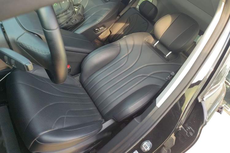 Used Chery Fengyun T9 2024 120 Long-Range Comfort Version 7-Seater Lithium-Ion Battery Left Front Seat