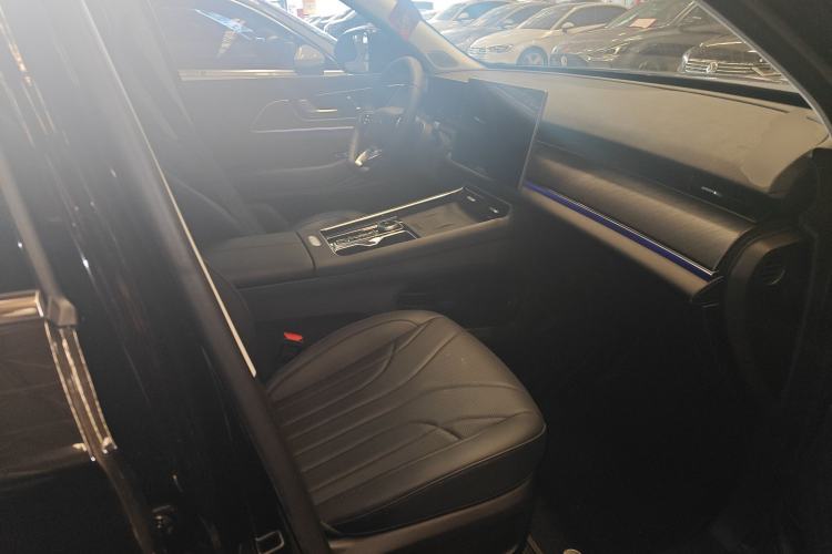 Used Chery Fengyun T9 2024 120 Long-Range Comfort Version 5-Seater with Ternary Lithium Battery Right Front Seat