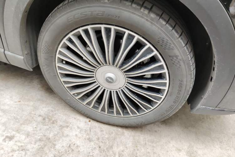Used Chery Fengyun T9 2024 120 Long-Range Flagship Version 7 Seats Lithium Iron Phosphate Right Front Wheel Hub