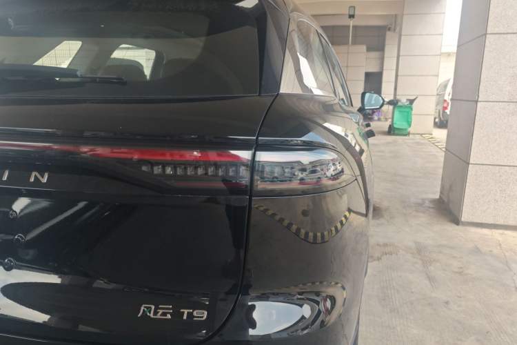 Used Chery Fengyun T9 2024 120 Long-Range Flagship Version 7 Seats Ternary Lithium Right Rear Taillight