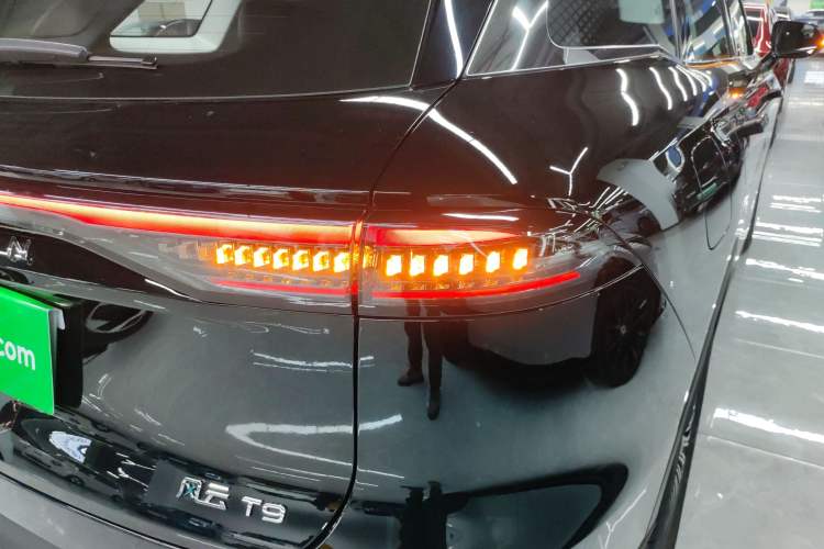 Used Chery Fengyun T9 2024 120 Long-Range Luxury Version 5 Seats Lithium Iron Phosphate Right Rear Taillight