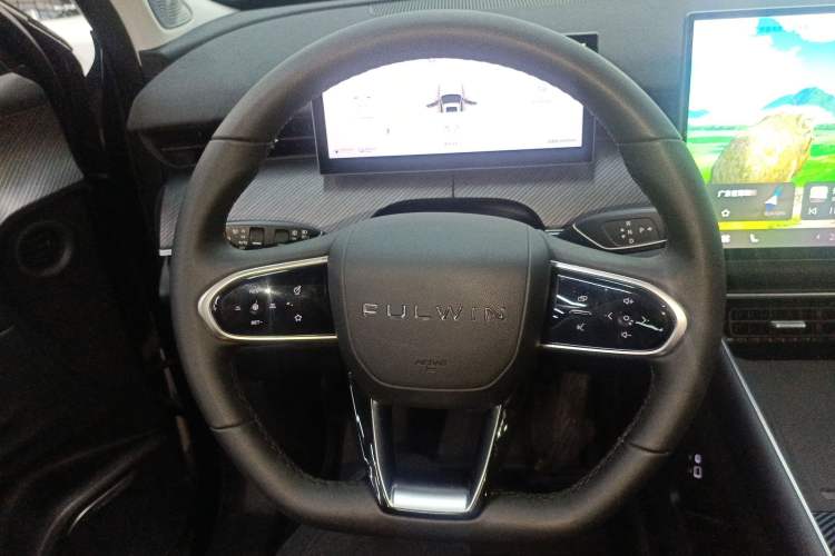 Used Chery Fengyun T9 2024 120 Long-Range Luxury Version 5 Seats Ternary Lithium Steering Wheel