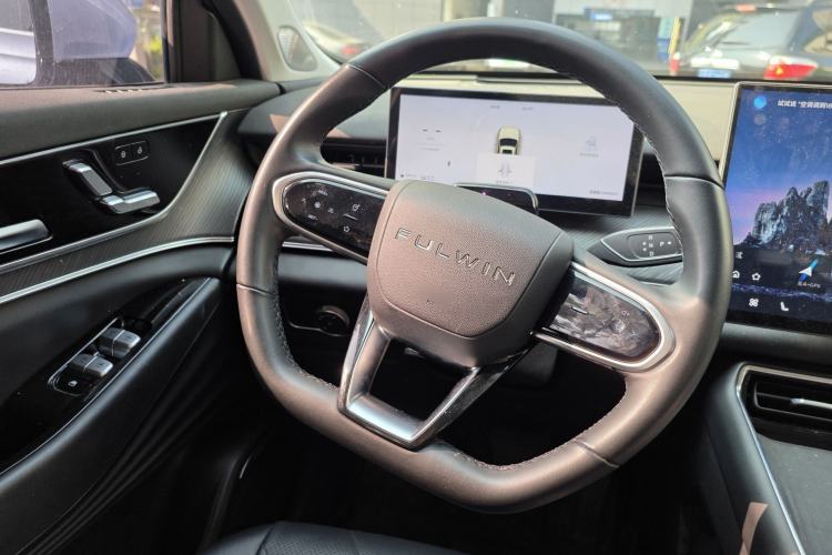 Used Chery Fengyun T9 2024 120 Long-Range Flagship Version 7 Seats Ternary Lithium Interior 4