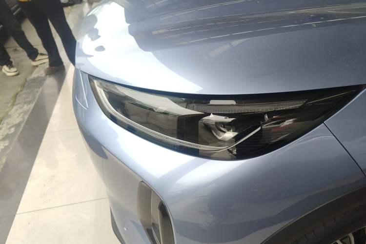 Used Chery Fengyun T9 2024 120 Long-Range Flagship Version 7 Seats Ternary Lithium Left Front Headlight