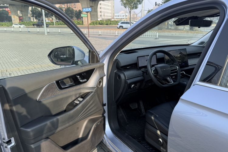 Used Chery Fengyun T9 2024 120 Long-Range Flagship Version 7 Seats Ternary Lithium Right Front Seat