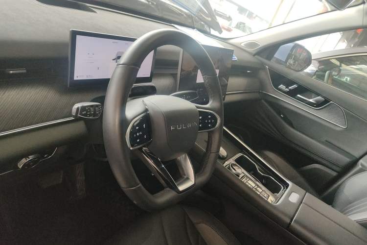 Used Chery Fengyun T9 2024 120 Long-Range Flagship Version 7 Seats Ternary Lithium Steering Wheel