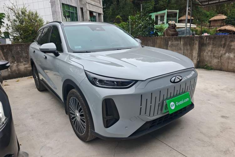 Used Chery Fengyun T9 2024 120 Long-Range Flagship Version 7 Seats Ternary Lithium Exterior 2