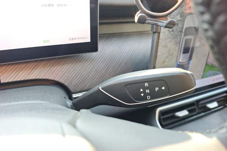 Used Chery Fengyun T9 2024 120 Long-Range Comfort Version 7 Seats Lithium Iron Phosphate Gear Lever