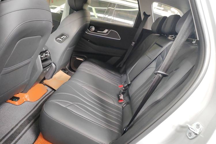 Used Chery Fengyun T9 2024 120 Long-Range Comfort Version 5 Seats Lithium Iron Phosphate Interior 4
