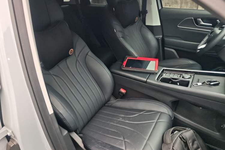 Used Chery Fengyun T9 2024 120 Long-Range Flagship Version 7 Seats Ternary Lithium Right Front Seat