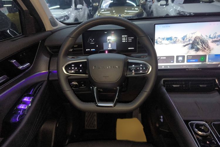 Used Chery Fengyun T9 2024 120 Long-Range Flagship Version 7 Seats Ternary Lithium Steering Wheel
