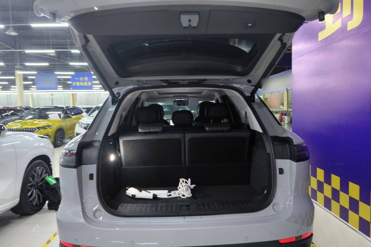Used Chery Fengyun T9 2024 120 Long-Range Flagship Version 7 Seats Ternary Lithium Trunk