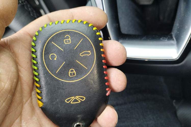 Used Chery Fengyun T9 2024 120 Long-Range Comfort Version 7-Seater Lithium-Ion Battery Vehicle Key