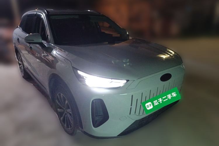 Used Chery Fengyun T9 2024 120 Long-Range Standard Version 5 Seats Lithium-NMC Battery Front Right 45 Deg