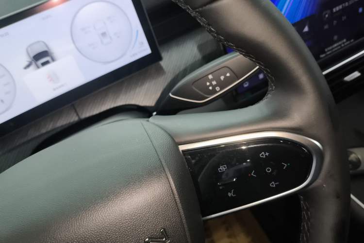 Used Chery Fengyun T9 2024 120 Long-Range Comfort Version 5-Seater with Ternary Lithium Battery Gear Lever