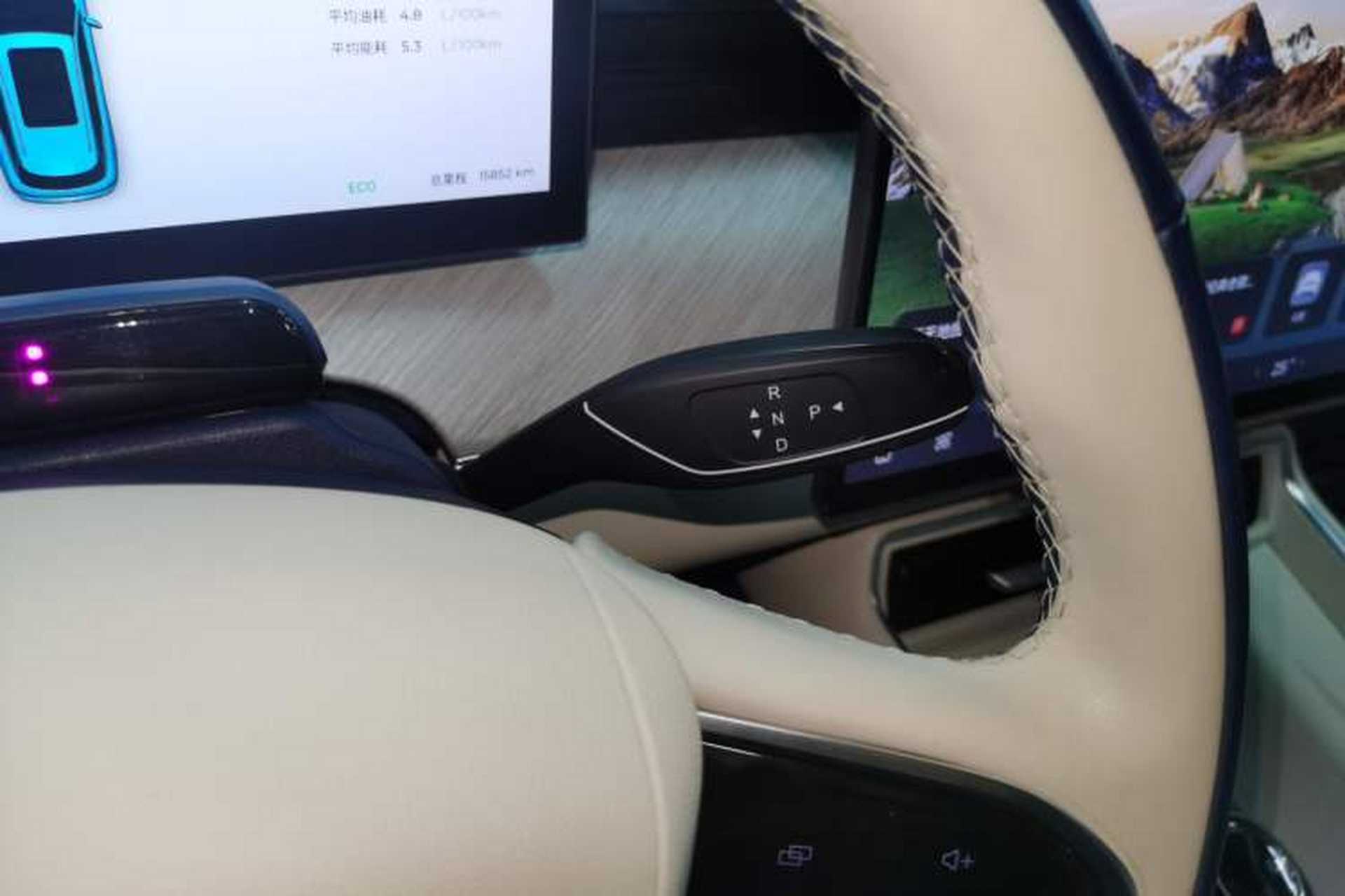 Used Chery Fengyun T9 2024 120 Long-Range Flagship Version 7 Seats Ternary Lithium Gear Lever