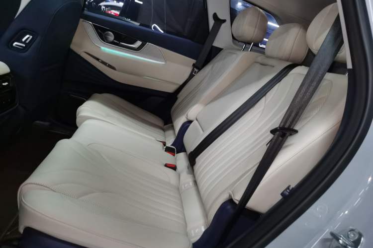 Used Chery Fengyun T9 2024 120 Long-Range Flagship Version 7 Seats Ternary Lithium Left Rear Seat