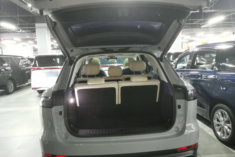 Used Chery Fengyun T9 2024 120 Long-Range Flagship Version 7 Seats Ternary Lithium Trunk