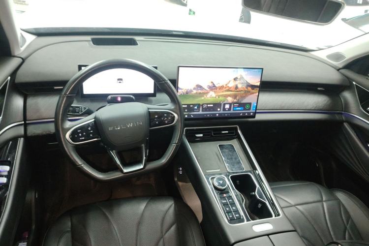 Used Chery Fengyun T9 2024 120 Long-Range Flagship Version 7 Seats Ternary Lithium Center Console