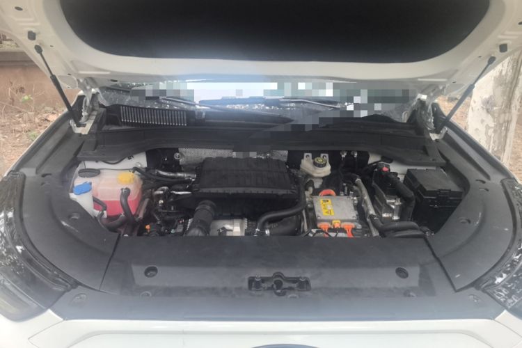 Used Chery Fengyun T9 2024 120 Long-Range Flagship Version 7 Seats Ternary Lithium Engine Bay