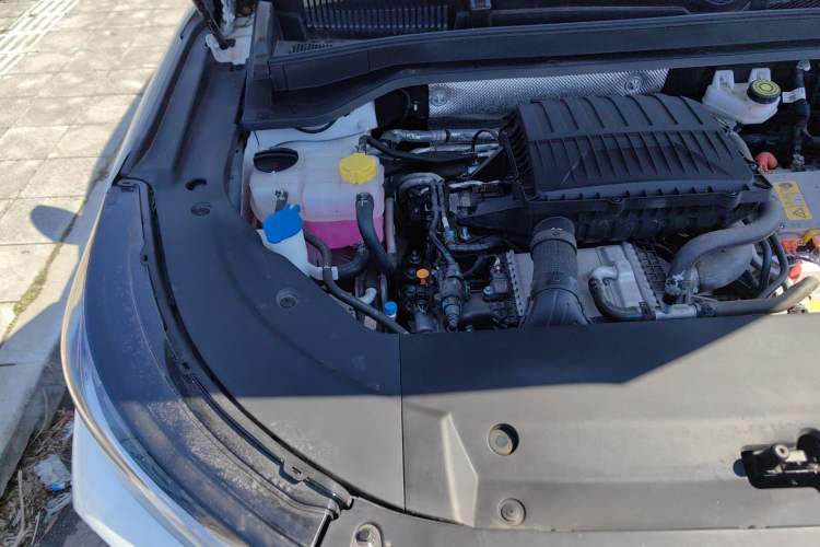 Used Chery Fengyun T9 2024 120 Long-Range Comfort Version 5 Seats Lithium Iron Phosphate Engine Bay Right