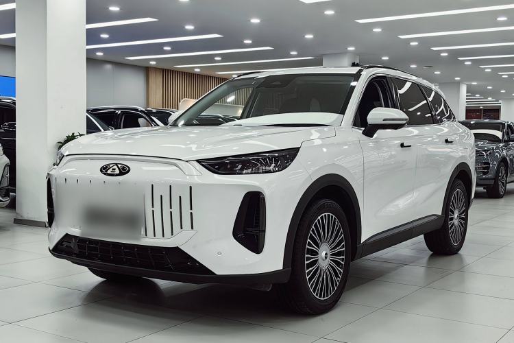 Used Chery Fengyun T9 2024 120 Long-Range Flagship Version 7 Seats Ternary Lithium Exterior 5