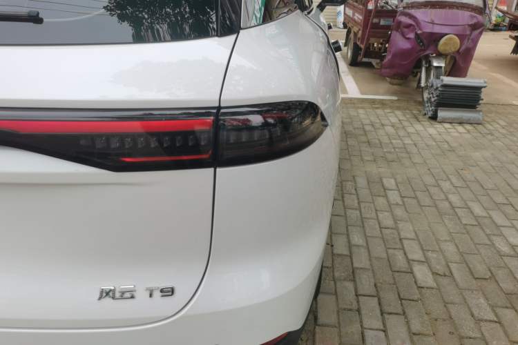 Used Chery Fengyun T9 2024 120 Long-Range Luxury Version 5 Seats Ternary Lithium Exterior 6