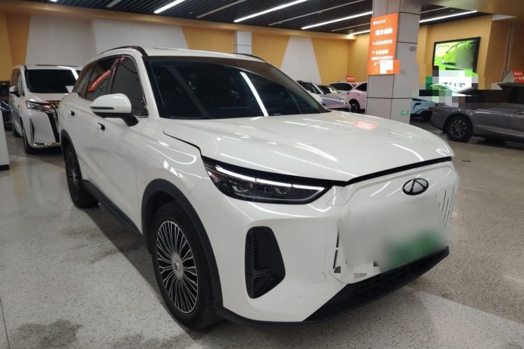 Used Chery Fengyun T9 2024 120 Long-Range Flagship Version 7 Seats Ternary Lithium Front Right 45 Deg