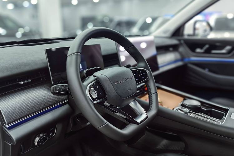 Used Chery Fengyun T9 2024 120 Long-Range Flagship Version 7 Seats Ternary Lithium Interior 3