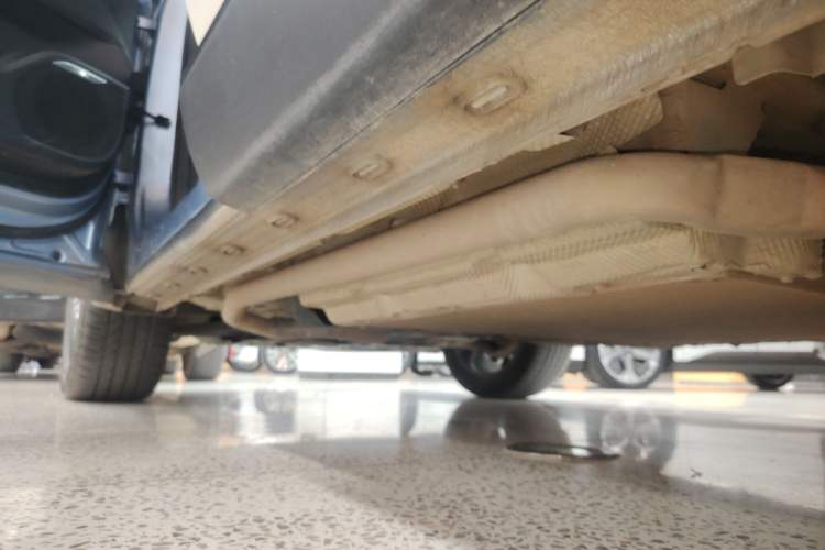 Used Chery Fengyun T9 2024 120 Long-Range Flagship Version 7 Seats Ternary Lithium Left Side Sill