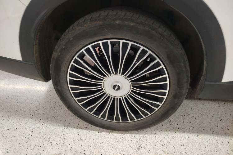 Used Chery Fengyun T9 2024 120 Long-Range Flagship Version 7 Seats Ternary Lithium Right Rear Wheel Hub