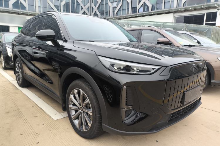 Used Chery Fengyun T9 2025 120 Long-Range Prestige Version 5 Seats Lithium Iron Phosphate Front Right 45 Deg