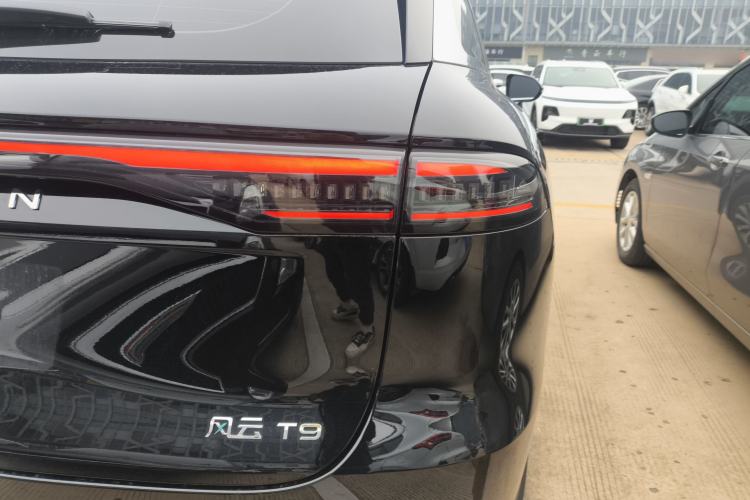 Used Chery Fengyun T9 2025 120 Long-Range Prestige Version 5 Seats Lithium Iron Phosphate Right Rear Taillight