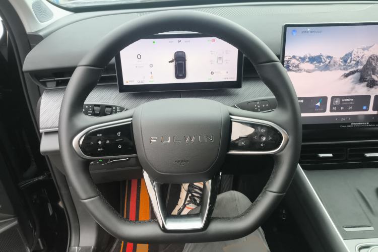 Used Chery Fengyun T9 2025 120 Long-Range Prestige Version 5 Seats Lithium Iron Phosphate Steering Wheel