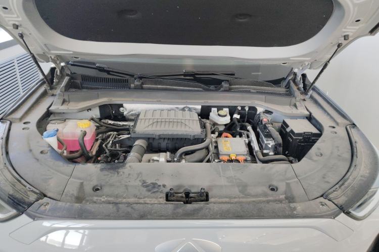 Used Chery Fengyun T9 2025 120 Long-Range Flagship PLUS 7-Seater with Ternary Lithium Battery Engine Bay