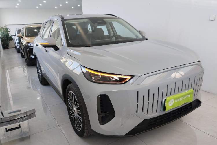 Used Chery Fengyun T9 2025 120 Long-Range Flagship PLUS 7-Seater with Ternary Lithium Battery Front Right 45 Deg