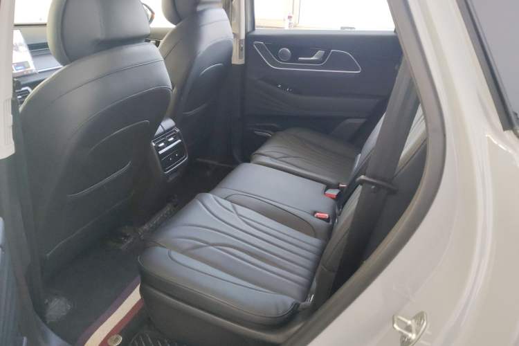 Used Chery Fengyun T9 2025 120 Long-Range Flagship PLUS 7-Seater with Ternary Lithium Battery Left Rear Seat