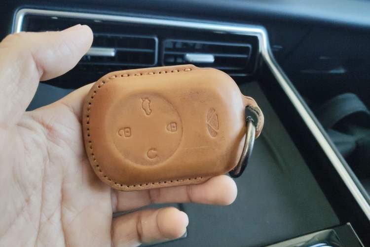 Used Chery Fengyun T9 2025 120 Long-Range Flagship PLUS 7-Seater with Ternary Lithium Battery Vehicle Key