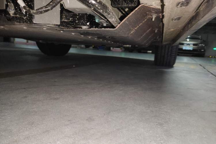 Used Chery Fengyun T9 2025 120 Long-Range Luxury Version 7 Seats Lithium Iron Phosphate Chassis Rear Right
