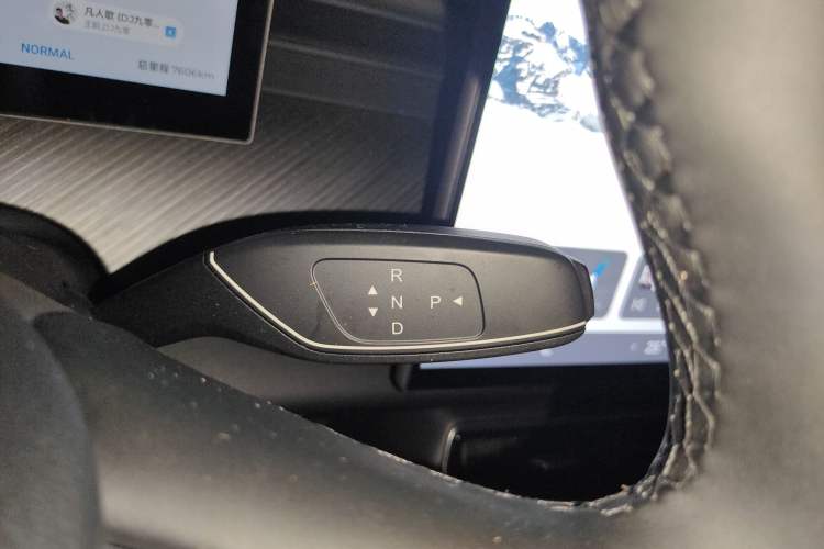 Used Chery Fengyun T9 2025 120 Long-Range Luxury Version 7 Seats Lithium Iron Phosphate Gear Lever