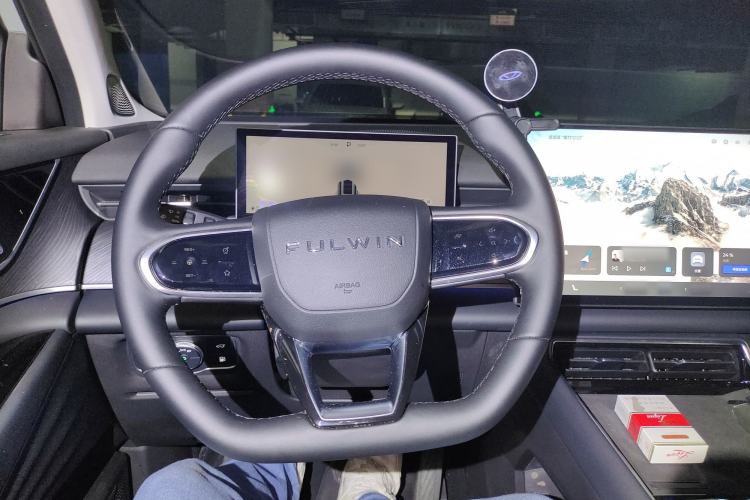 Used Chery Fengyun T9 2025 120 Long-Range Luxury Version 7 Seats Lithium Iron Phosphate Steering Wheel