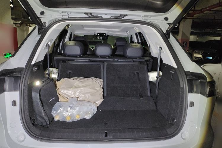 Used Chery Fengyun T9 2025 120 Long-Range Luxury Version 7 Seats Lithium Iron Phosphate Trunk