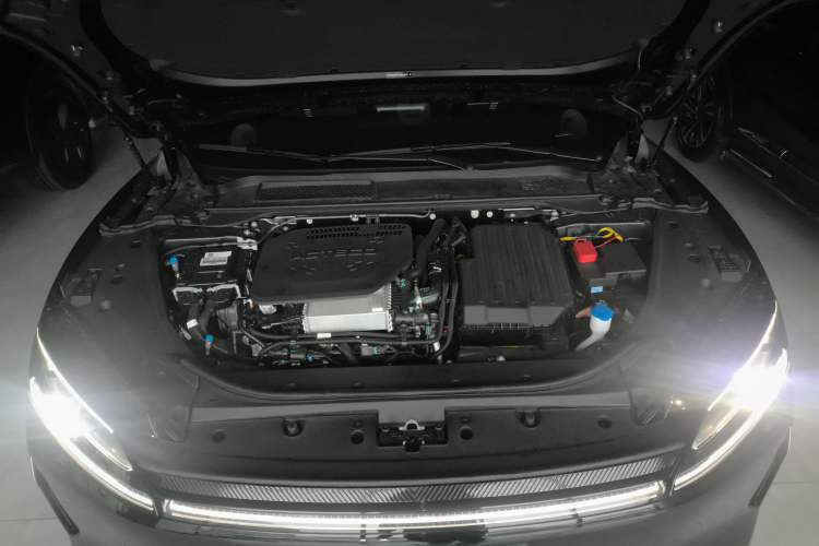 Used Chery Fulwin A9L 2025 Model, 260 Ultra-Long Range Luxury Edition Engine Bay