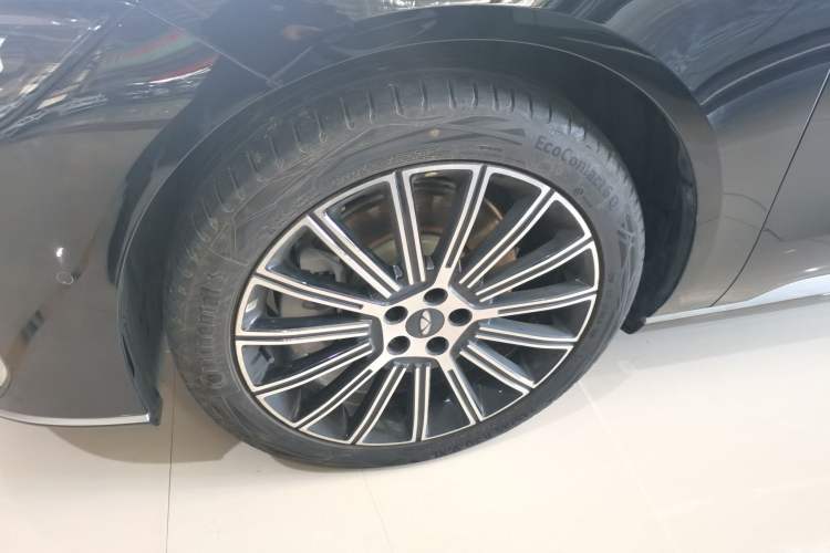 Used Chery Fulwin A9L 2025 Model, 260 Boya Luxury Edition Left Front Wheel Hub