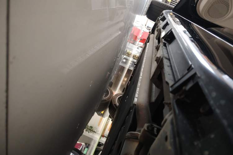 Used Chery Fulwin A9L 2025 Model, 260 Boya Luxury Edition Left Side Sill