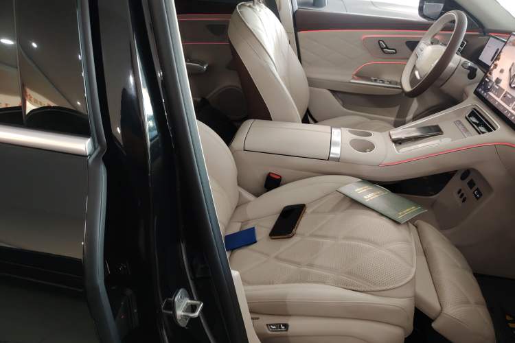 Used Chery Fulwin A9L 2025 Model, 260 Boya Luxury Edition Right Front Seat