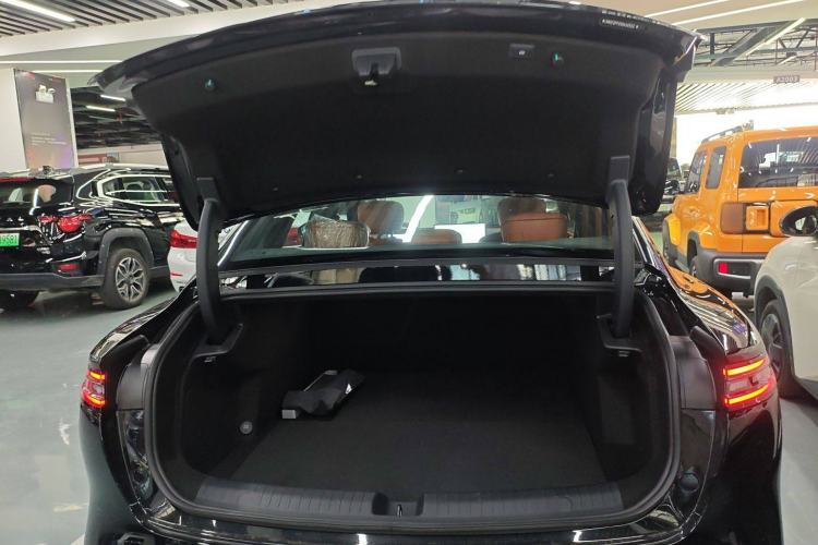 Used Chery Fulwin A9L 2025 Model, 260 Ultra-Long Range Prestige Edition Trunk