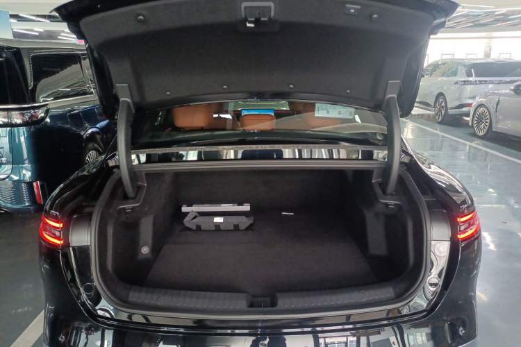 Used Chery Fulwin A9L 2025 Model, 260 Ultra-Long Range Prestige Edition Trunk